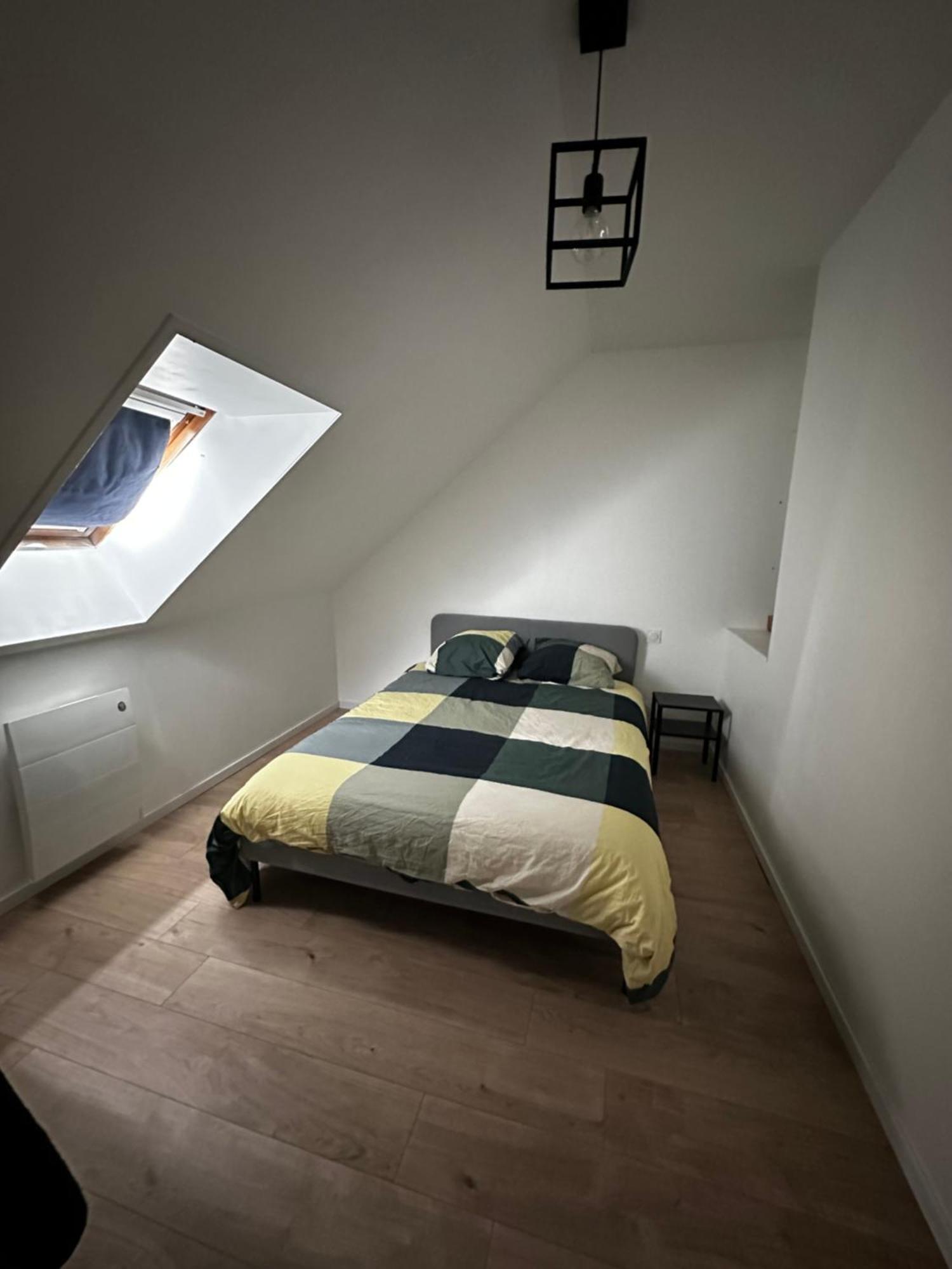 Ferienwohnung La Nouvelle Ecole Ruillé-en-Champagne Exterior foto